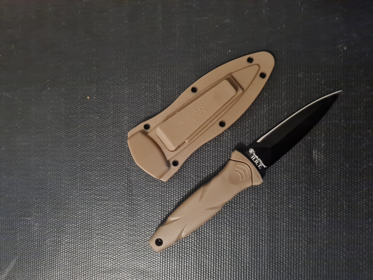 Smith & Wesson Knife