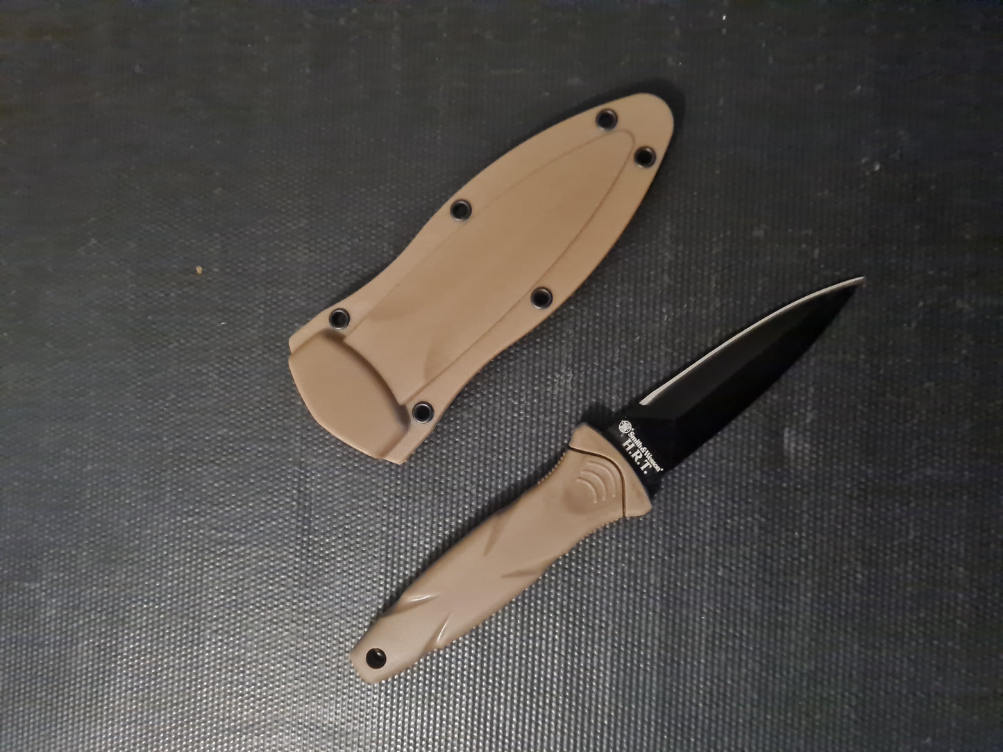 Smith & Wesson Knife