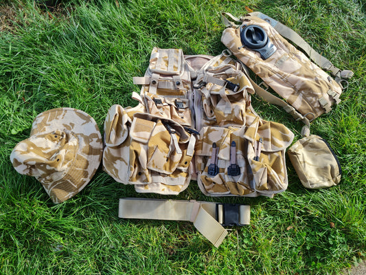 Osprey Dessert Assault Vest Set