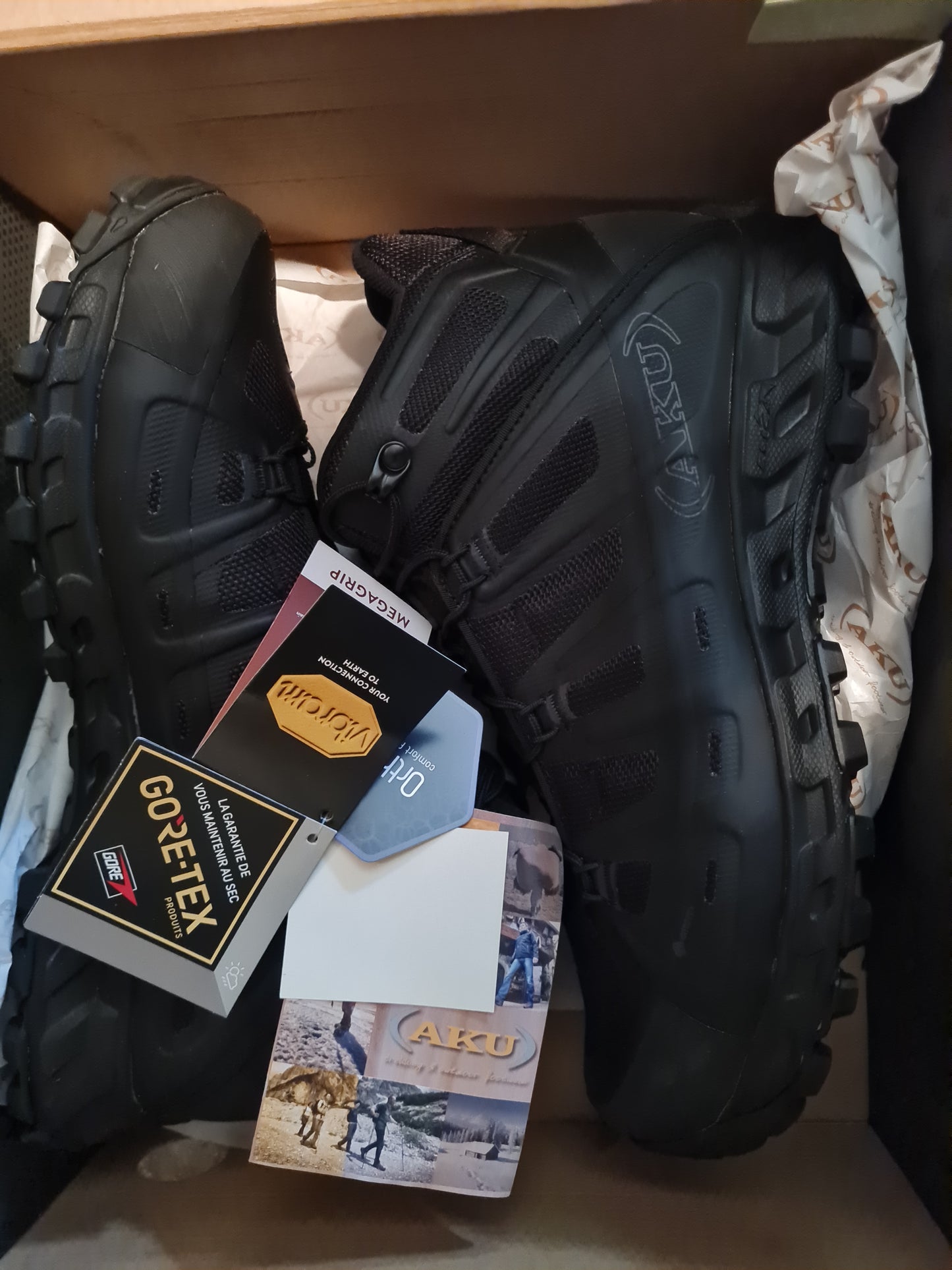 AKU SALVATICA Mid GTX Black