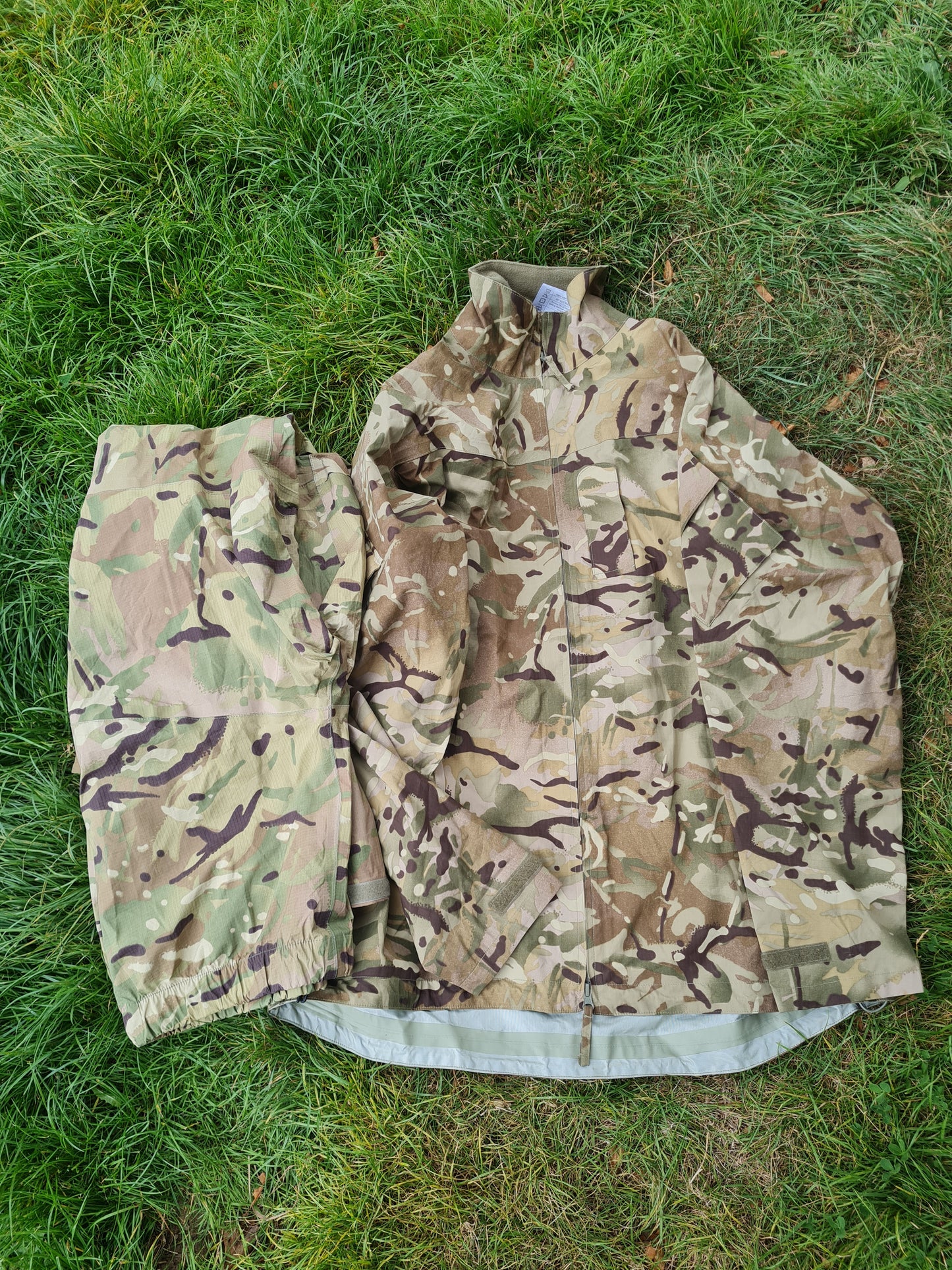 Multicam Gortex Suit