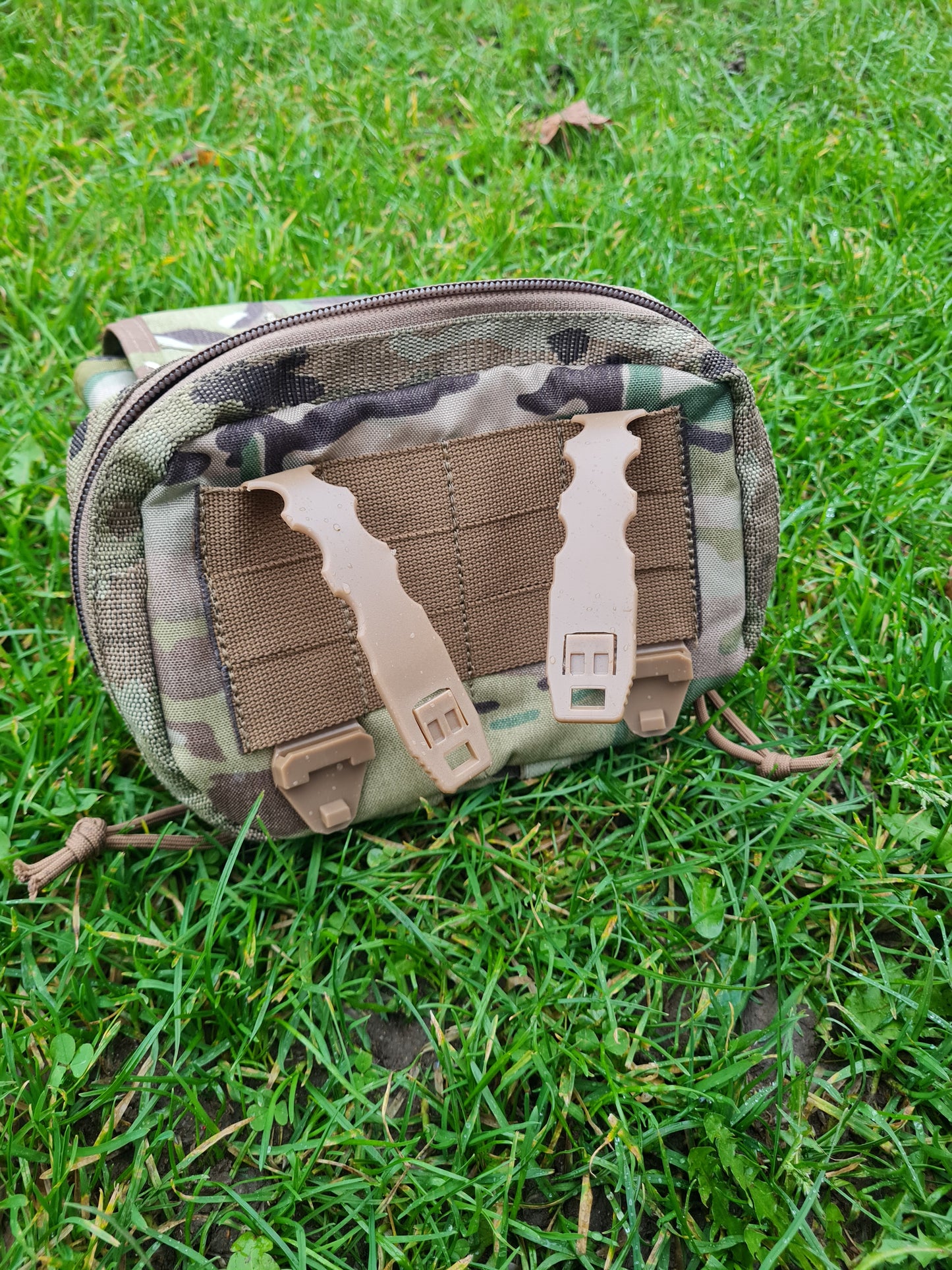 Commanders Pouch