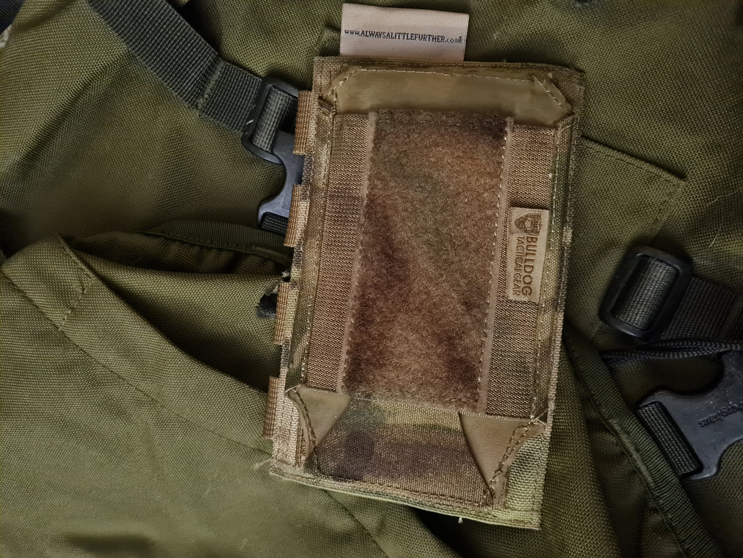 Bulldog and Pilgrim Molle Side Mag Pouch