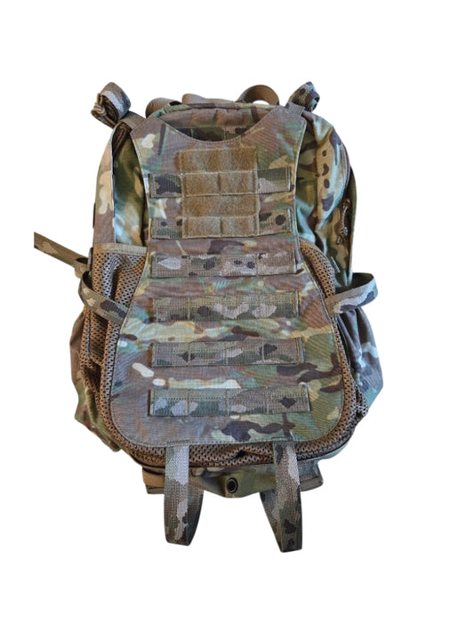 Outpost 12L Helmet Cargo