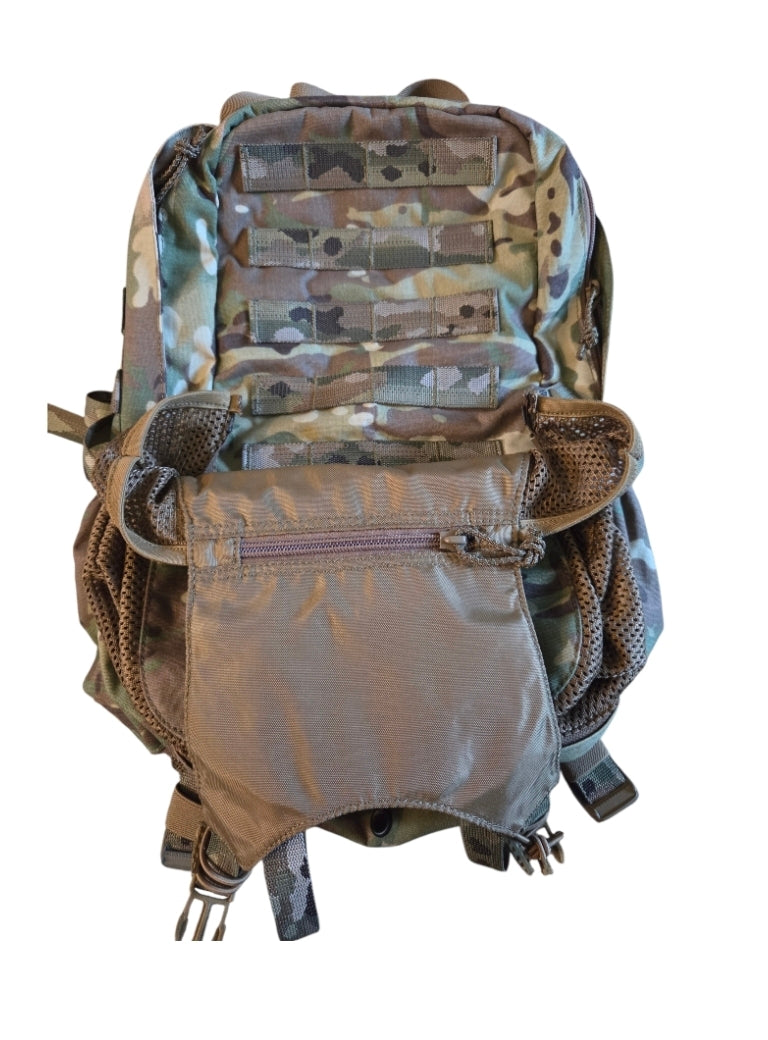 Outpost 12L Helmet Cargo